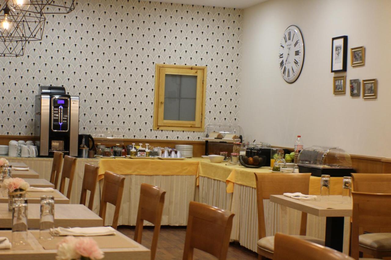 Hotel Meta باس دي لا كاسا المظهر الخارجي الصورة
